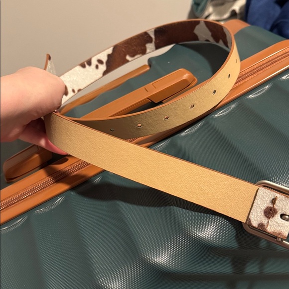 Brown and White Cowhide Belt - Picture 4 of 7